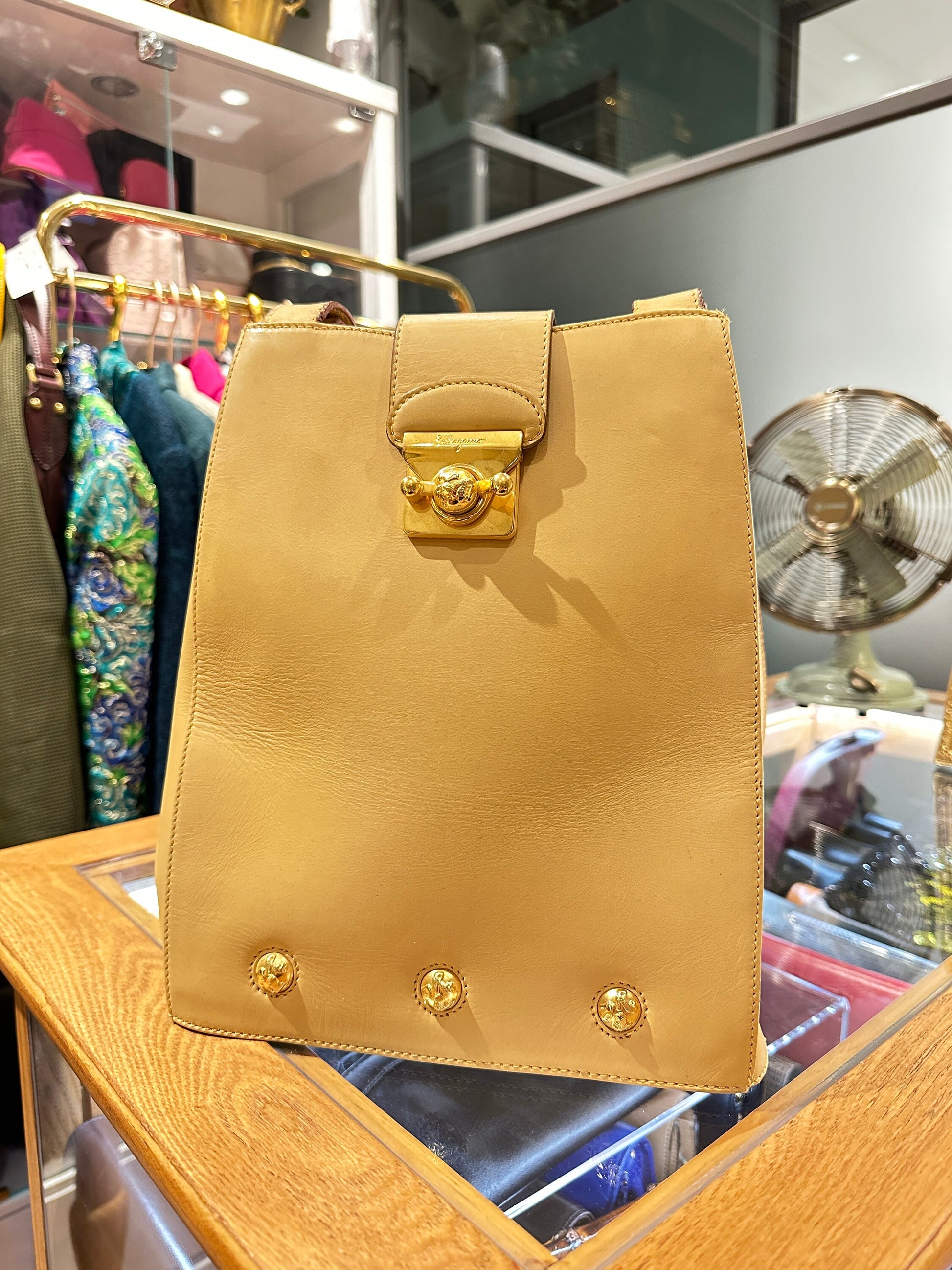 FERRAGAMO VINTAGE 100% Authentic Genuine Leather Double Strap Shoulder Handbag, Light Yellow, 1990's, Great Condition