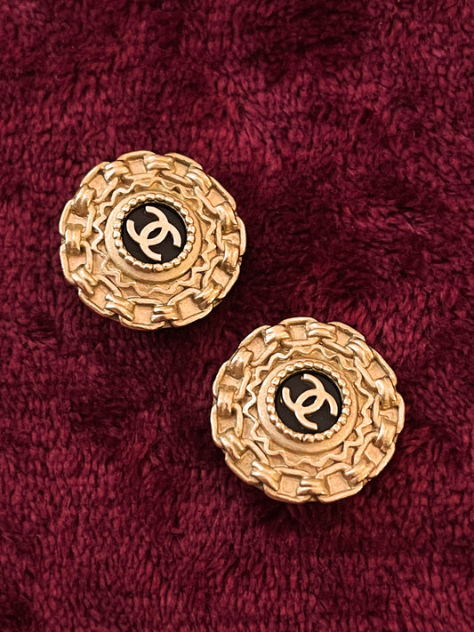 CHANEL VINTAGE 100% Authentic Genuine Clip On Logo Earrings in Gold, 1994, Made In France