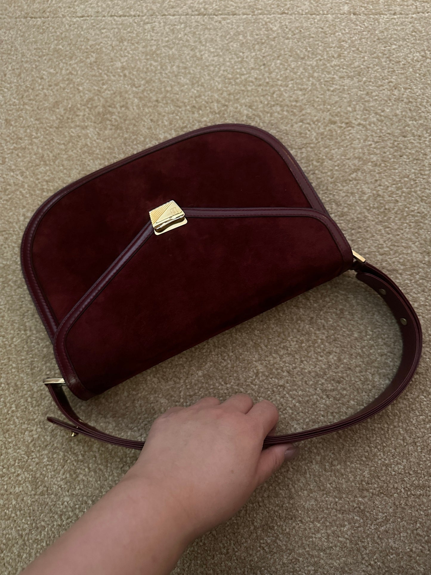 BALLY VINTAGE 100% Authentic Genuine Leather Hand Bag, Deep Red Color, 2000's, Great Condition, Rare