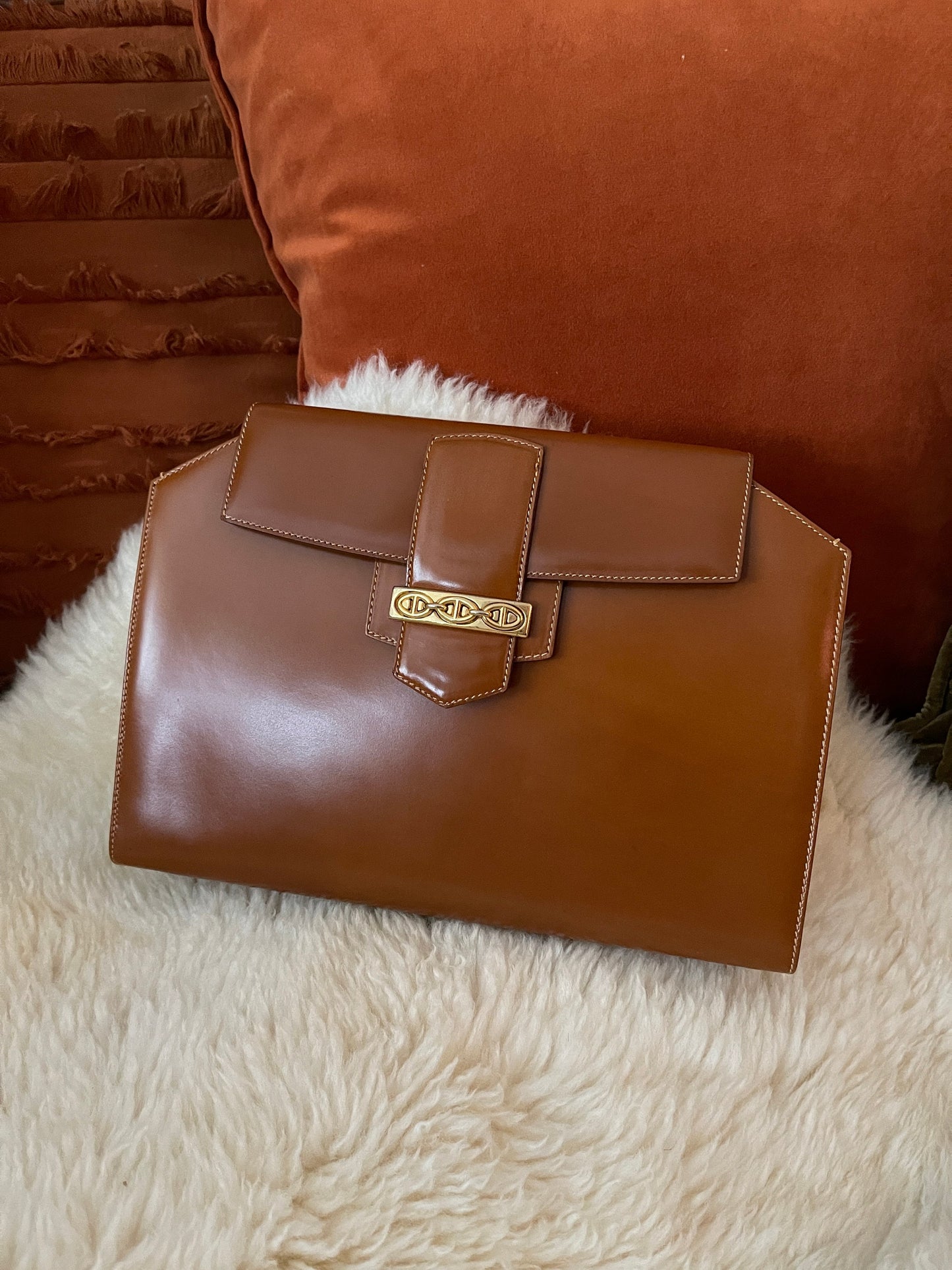 GUCCI VINTAGE 100% Authentic Genuine Glossy Leather Clutch, Caramel Colour, 1980's, Great Condition, Rare