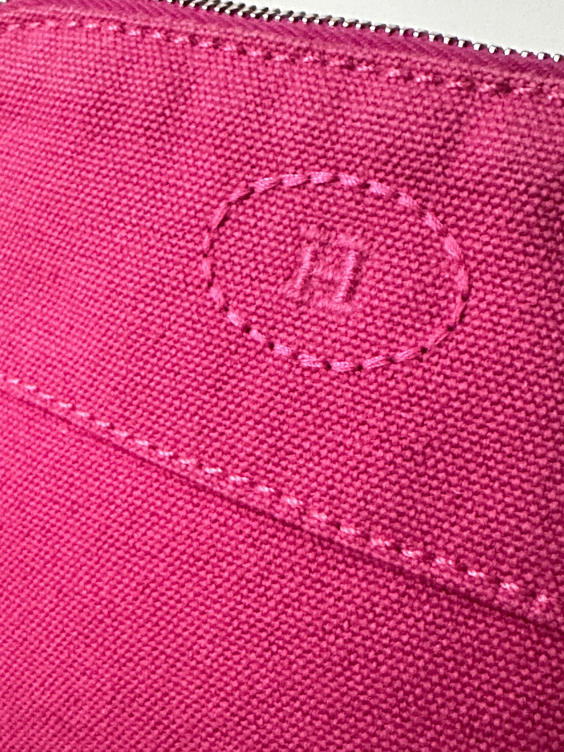 HERMES VINTAGE 100% Authentic Genuine Canvas Bolide Makeup Pouch Case Bag, Bright Pink, Great Condition