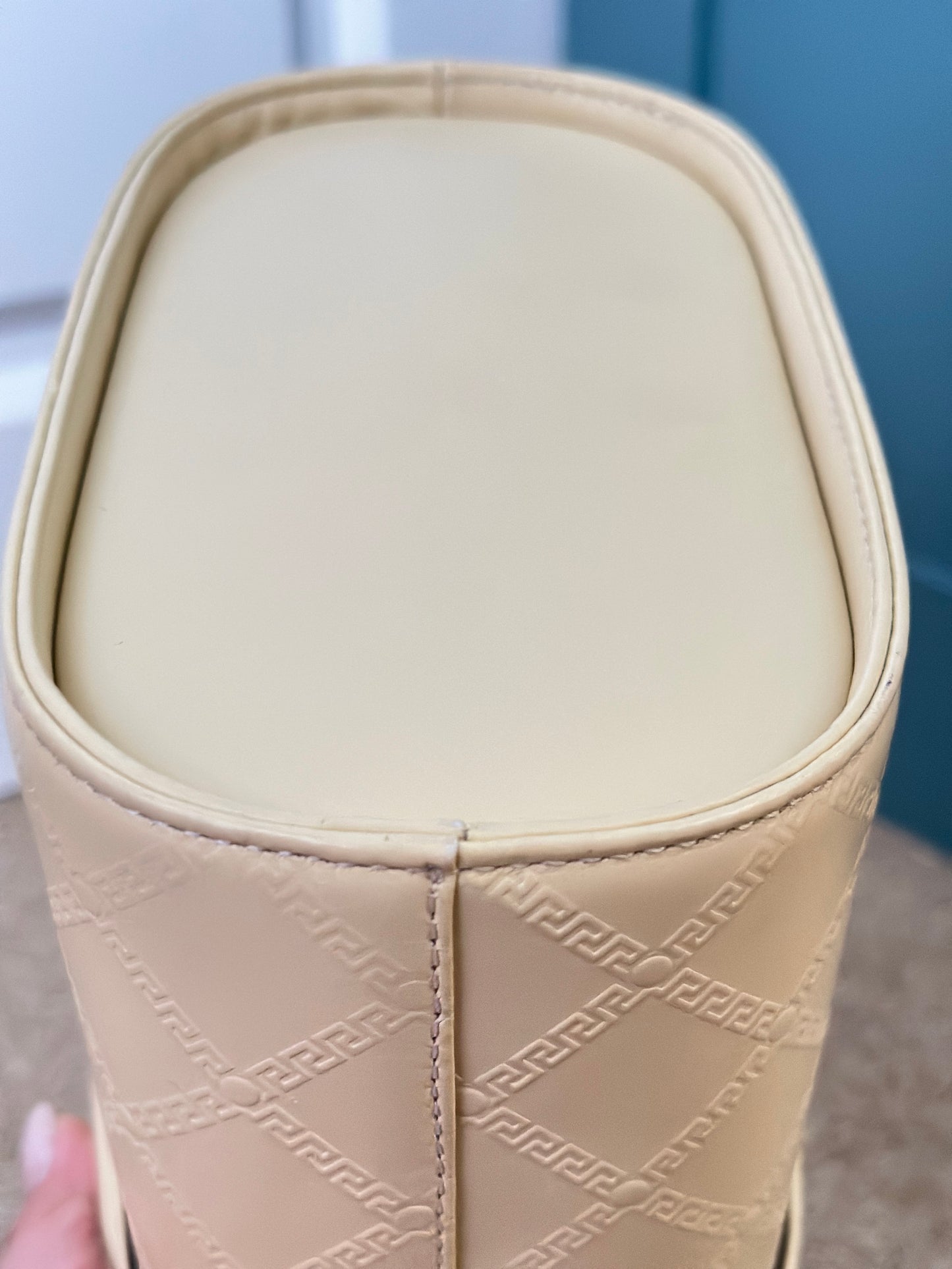 VERSACE VINTAGE, 100% Authentic Genuine, Box Shape Vanity Hand Bag , Cream Colour, 2000's, Great Condition, Rare