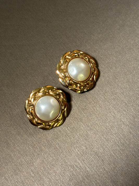 CHANEL VINTAGE 100% Authentic Genuine Faux Pearl Clip On Logo Earrings in Gold, Made In France, Mark 24, 1984 - 1992, Grade A