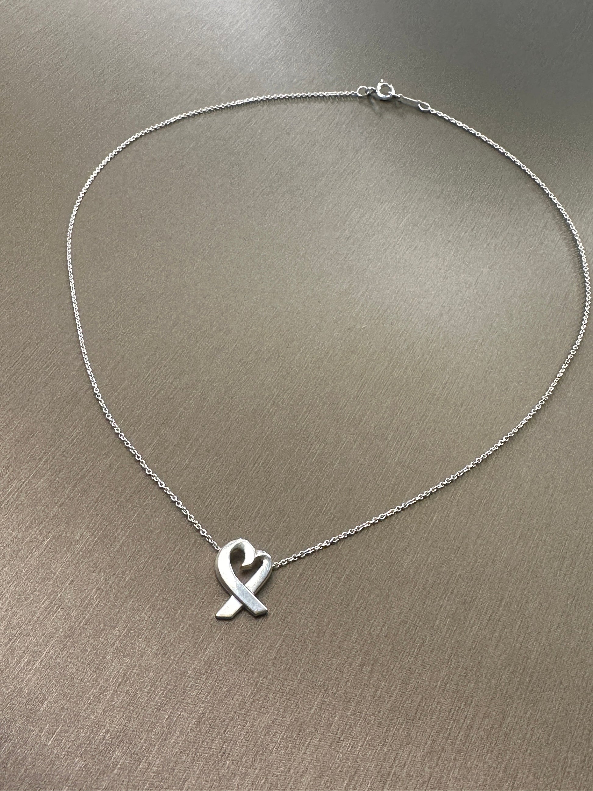 TIFFANY VINTAGE 100% Authentic Genuine Heart Necklace, 925 Silver, 1990's, Great Condition