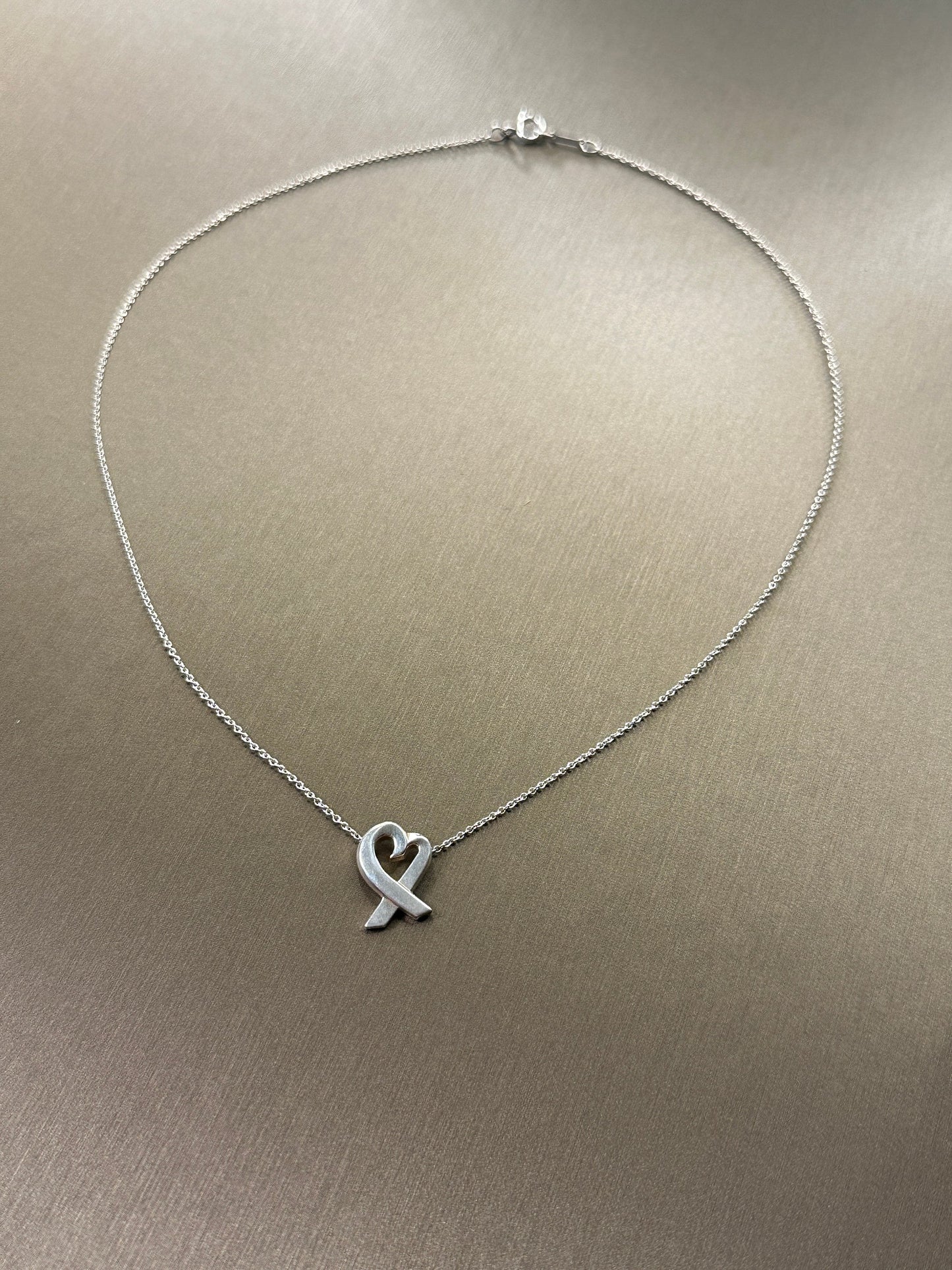 TIFFANY VINTAGE 100% Authentic Genuine Heart Necklace, 925 Silver, 1990's, Great Condition