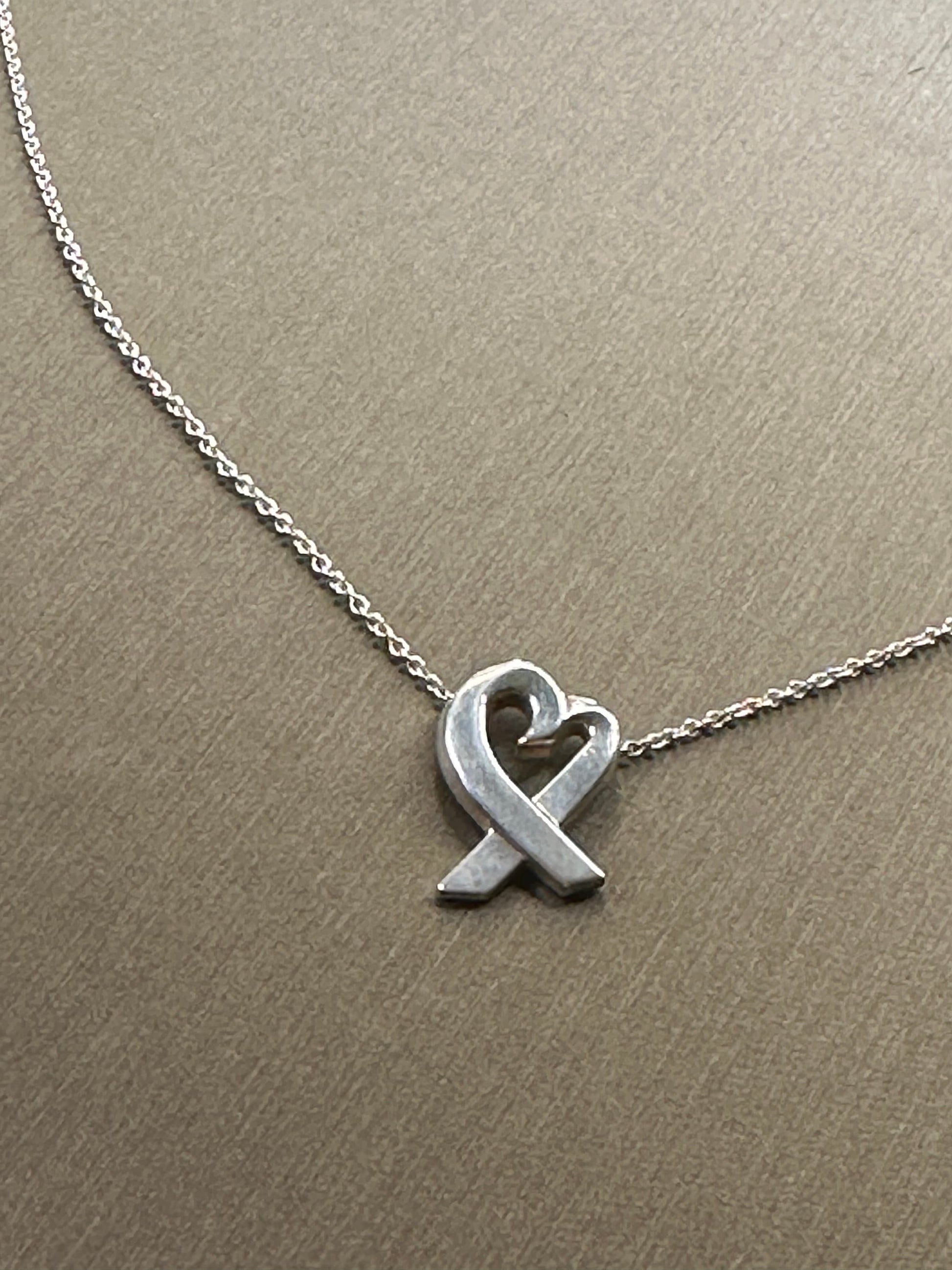 TIFFANY VINTAGE 100% Authentic Genuine Heart Necklace, 925 Silver, 1990's, Great Condition